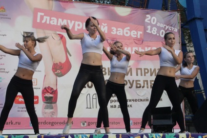 cursă Glamorous pe tocuri (Saratov) (comentarii) Tocuri de curse Glamour (Saratov,)