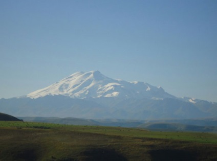 Elbrus, descriere România, fotografii, care se află pe hartă, cum să obțineți (descriere) Elbrus, descriere România, fotografii, care se află pe hartă, cum să obțineți