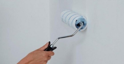 Unelte pentru amorsarea pereți (pereți) Instrumente de grund de perete