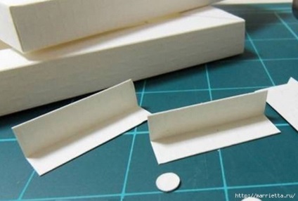 Din carton (cadru corp) din carton