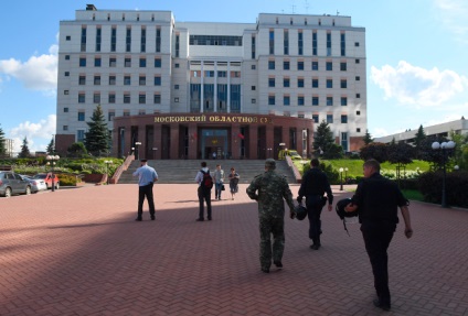 Ca „banda gta» a ieșit din joc penal structurile de putere (Fotografie de Ilya Pitalev) Ca „banda gta» a ieșit din joc agențiile de aplicare a legii penale