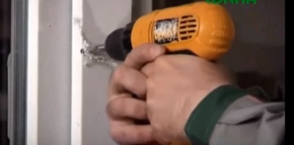 Care sunt modalitățile de a deschide fereastra de plastic din exterior (fereastra) Care sunt modalitățile de a deschide cutia de plastic exterior