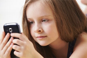 Cum să învețe copilul să stea acasă fără părinții lor (părinți) Cum să învețe copilul să stea acasă fără părinți