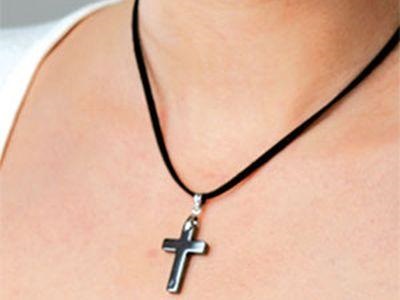 Cum să poarte o cruce - pe un lanț sau frânghie Kazan informează - portalul de știri Kazan (alergic) Cum să poarte o cruce - pe un lanț sau frânghie Kazan informează - portalul de știri Kazan
