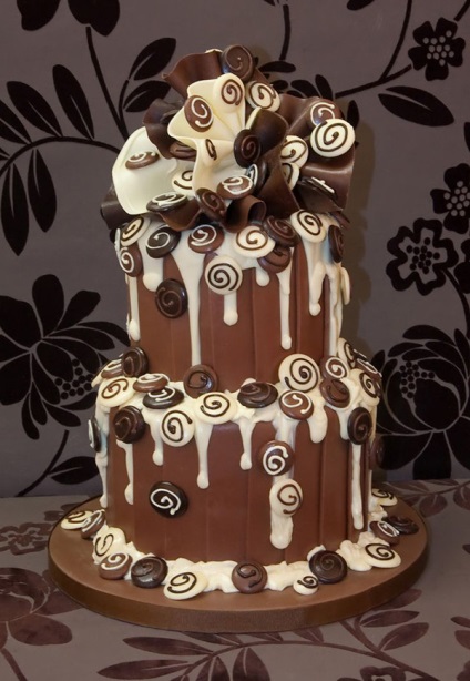 Cum de a găti și de a decora un tort de ciocolata (nunta) Cum de a găti și de a decora un tort de ciocolata