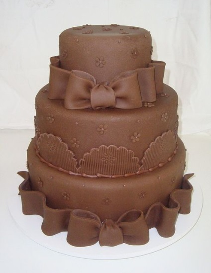 Cum de a găti și de a decora un tort de ciocolata (nunta) Cum de a găti și de a decora un tort de ciocolata