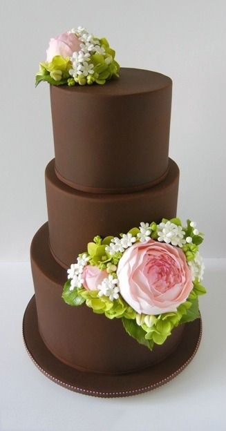 Cum de a găti și de a decora un tort de ciocolata (nunta) Cum de a găti și de a decora un tort de ciocolata