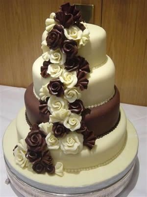 Cum de a găti și de a decora un tort de ciocolata (ciocolata tort de nunta) Cum de a găti și de a decora un tort de ciocolata