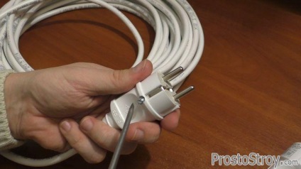 Cum sa faci un cablu prelungitor cu mâinile (lor) Cum sa faci un cablu prelungitor cu mâinile