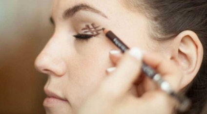 Cum de a face sa arate mai expresiv 12 tehnici cosmetice (a face) Cum de a face sa arate mai expresiv 12 tehnici cosmetice