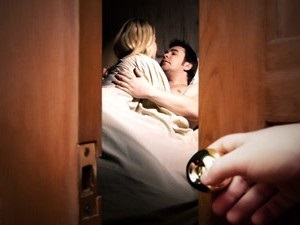 Cum de a face față cu resentimente la soțul ei, după infidelitatea (soțul) Cum de a face față cu resentimente la soțul ei după infidelitate