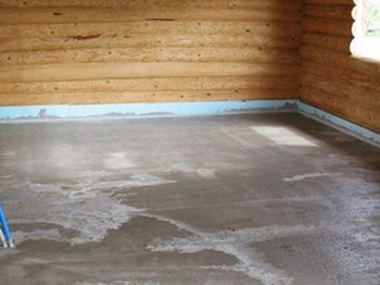 Ca într-o casă de lemn pentru a face o podea de beton (do) Ca într-o casă de lemn pentru a face o podea de beton