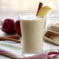 Iaurtul cu scorțișoară pentru pierderea în greutate (mix pămătuf blender) Iaurt cu scorțișoară pentru pierderea în greutate