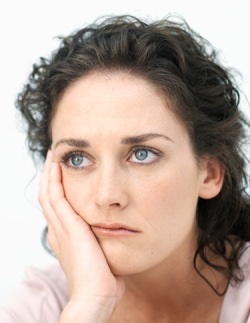 Criticæm cu (mintea auto de sex feminin) minte Criticați-te cu înțelepciune