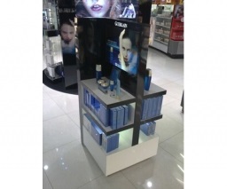 Cumpara echipamente pentru produse cosmetice magazin, în scopul de a prezenta un DVK stil de fotografie machiaj (echipament) Cumpara echipamente pentru produse cosmetice magazin, în scopul de a prezenta o DVK fotografie machiaj stil