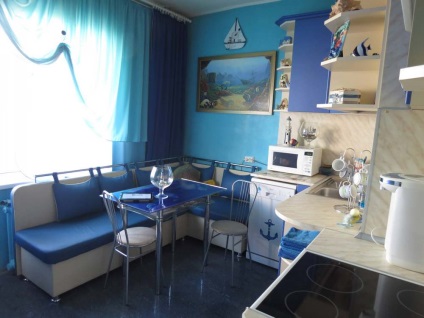Bucătărie într-un stil de fotografii, celadon, camera nautică bucatarie-living interior cu mâinile, perdele, video (bucatarie) Bucătărie într-un stil de fotografii, celadon, camera nautică bucatarie-living interior cu mâinile sale, perdele, video