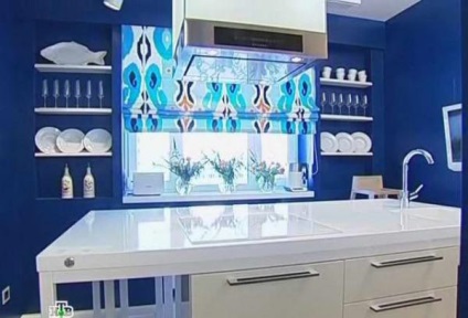 Bucătărie într-un design interior în stil nautic, cu propriile lor mâini pe mici sau spațiul combinat (bucătărie nautice temă) Bucătărie într-un design interior în stil nautic, cu propriile lor mâini într-un spațiu mic sau reciproc