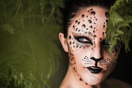 Machiaj pentru Halloween cu mâinile lor opțiuni simple și complexe (mâini) Machiaj pentru Halloween cu opțiuni mâinile lor simple și complexe