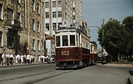 București 125 cine lăcașuri de cult - știri în imagini (ENEA Prospekt Mira) București 125 cine lăcașuri de cult - știri în imagini