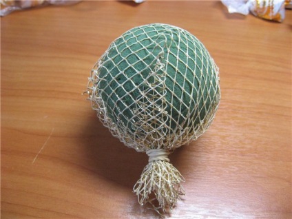 Minge de dulciuri ca un cadou (un cadou) Minge de dulciuri ca un cadou