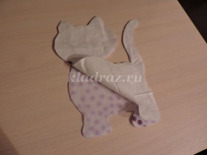 pisica jucărie moale cu propriile sale mâini (pisica) pisica jucărie moale cu propriile sale mâini