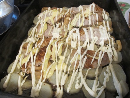 Carne în franceză cu cartofi în cuptor (cuptor) Carne în franceză cu cartofi în cuptor