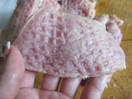 Carne cu cartofi prăjiți într-un cuptor (cuptor) Carne în franceză cu cartofi în cuptor