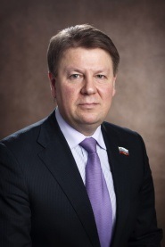 Acesta a început activitatea sa Duma regională Convocări v (de lucru) A început activitatea sa v Duma regională Convocări