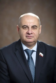 Acesta a început activitatea sa Duma regională Convocări v (a) A început activitatea sa v Duma regională Convocări