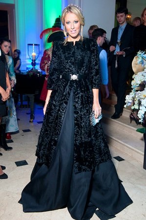 Tinutele Ksenii Sobchak (xenia) Ținutele Ksenia Sobchak