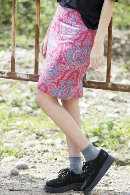 Noul trend - umple pieptar numai - moda blog-mimiton (mimitony) Noul trend - umple doar camasa din fata - un blog de modă mimiton