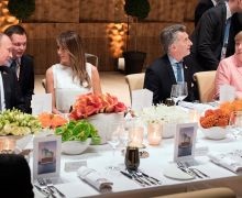 Singurătatea Putin ( „United România“ de către guvern) Putin singurătate