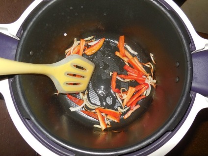 Omletă cu roșii în multivarka - cum să gătească o omletă în multivarka, pas cu pas fotografii reteta (omletă) Omletă cu roșii în multivarka - cum să gătească o omletă în multivarka, pas cu pas reteta fotografii