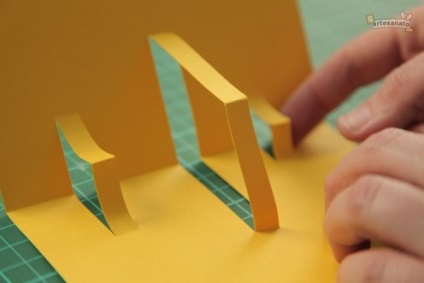 Un bile 3d cu mâinile lor (carte) Un bile 3d cu mâinile