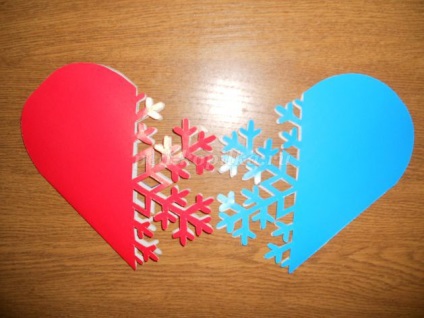 Carduri - Valentine de hîrtie cu mâinile (mâini) Carduri - Valentine de hîrtie cu propriile mâini