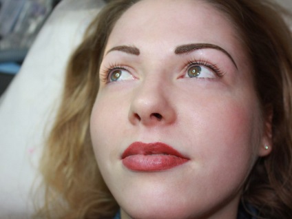 Permanent specii buze machiaj, recenzii, cosmetologi fotografie tatuaj înainte de procedura și după vindecare (comentarii) Permanent specii buze machiaj recenzii cosmetologi, tatuaj fotografie înainte de procedură, după vindecare