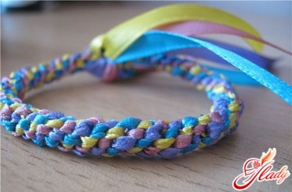 panglici baubles țese de echipamente și tehnici (țesut) panglici fleacurile țese de echipamente și metode
