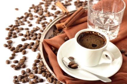 De ce, după ce cafeaua trebuie sa bei apa si ceea ce este mai bine (apa) De ce, după ce cafeaua trebuie sa bei apa si ce mai bine