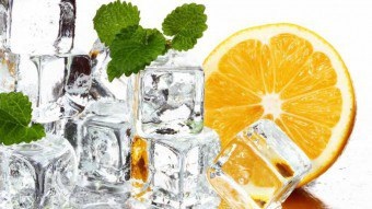 Ștergând pielea cu beneficii cuburi de gheata, prescriptii, contraindicații (ștergere) Ștergând pielea cu cuburi de gheata beneficii, prescripții, contraindicații