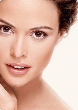 Pulbere - despre cosmetice - Editura - secrete de frumusete (extract de biloba conferă pielii) Pulbere - despre cosmetice - Editura - Beauty Secrets