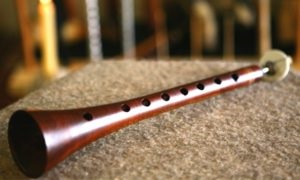 Soiuri Flaut - Centrul de resurse pentru muzică (instrument de flaut longitudinală) Soiuri Flaut - Muzica Resource Center