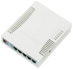 Este posibil de a găsi o buclă în rețea de la switch-uri negestionate (rețea) Este posibil de a găsi o buclă în rețea de la switch-uri unmanaged