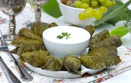 Rețete Dolma de viță de vie frunze alegerea ingredientelor și secrete (de struguri) Rețete Dolma în frunze de struguri alegerea ingredientelor și secrete