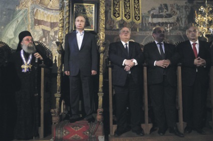 Președintele român confundat cu împărat (ziar independent) Președintele român confundat cu Emperor