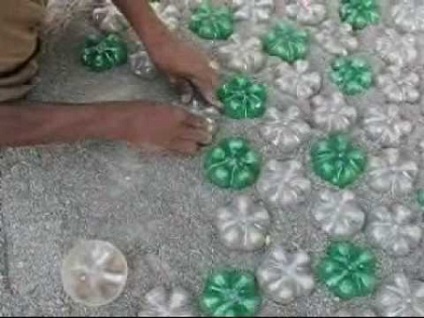 Cărări de grădină din sticle de plastic cu propriile lor mâini (track) Cărări de grădină din sticle de plastic cu propriile lor mâini