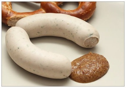 Cele mai populare cârnații din Germania (carne de porc tocată de vițel) Cele mai populare cârnații din Germania