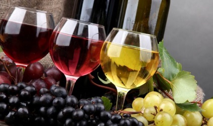 Moonshine de modul de a face un distilat de vin de calitate de vin (vin) Moonshine de modul de a face un distilat de vin de calitate a vinului