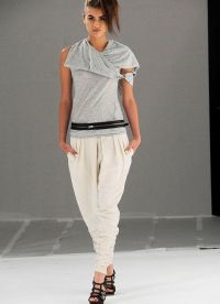 Pantaloni cu elastic în partea de jos (pantaloni elastic de mai jos) Pantaloni cu elastic la partea de jos