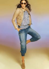 Pantaloni cu elastic în partea de jos (pantaloni de sex feminin, cu o bandă elastică) Pantaloni cu elastic la partea de jos