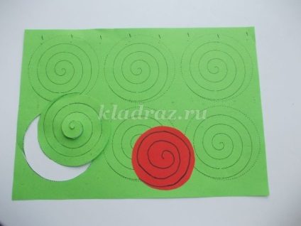 Spirala a crescut cu mâinile (autorul) Spirala a crescut cu mâinile
